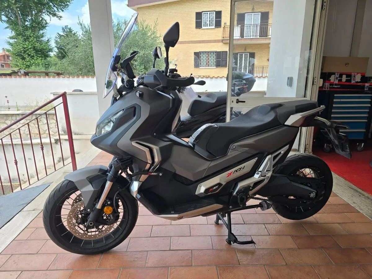 Honda X-ADV 750 (2018 - 20) (2)