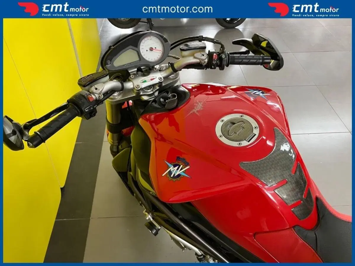 MV Agusta Brutale 910 S (2005 - 11) (6)