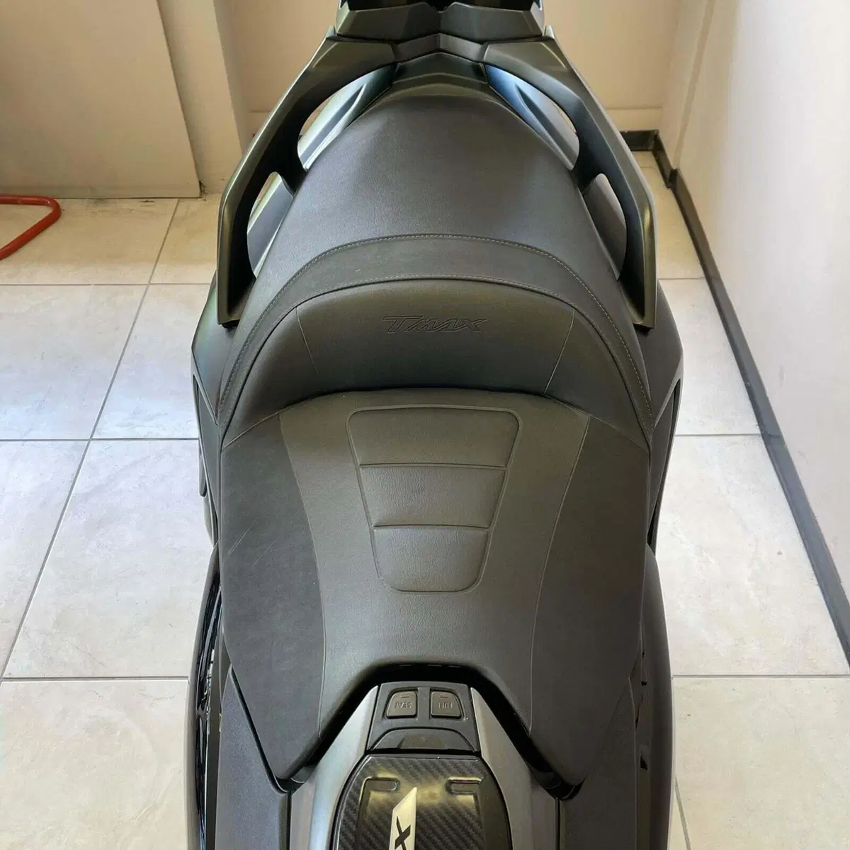 Yamaha T-Max 560 Tech Max (2020) (5)