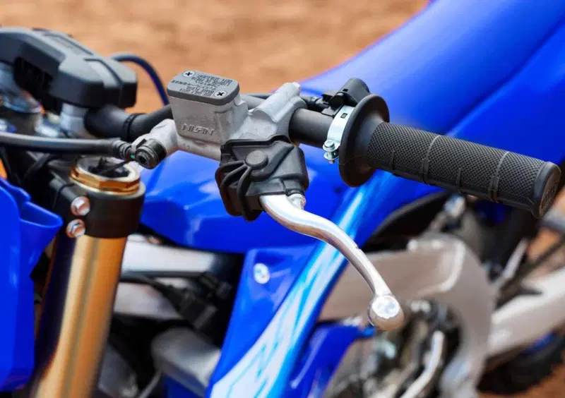 Yamaha YZ 450 F YZ 450 F (2027) (9)