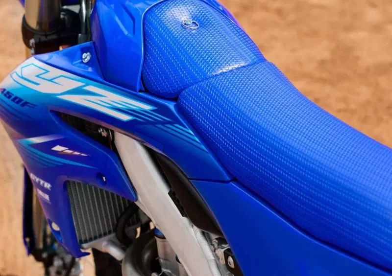 Yamaha YZ 450 F YZ 450 F (2027) (11)
