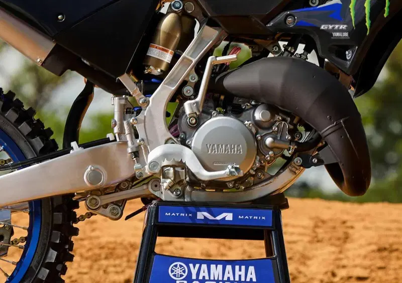 Yamaha YZ 125 YZ 125 Monster Energy Yamaha Racing Edition (2027) (13)