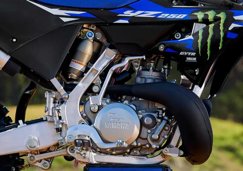 Yamaha YZ 250 YZ 250 Monster Energy Yamaha Racing Edition (2027) (10)