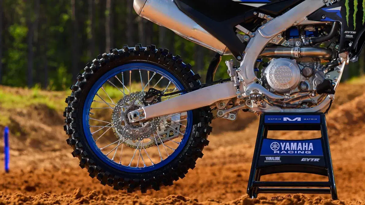 Yamaha YZ 450 F YZ 450 F Monster Energy Yamaha Racing Edition (2027) (13)