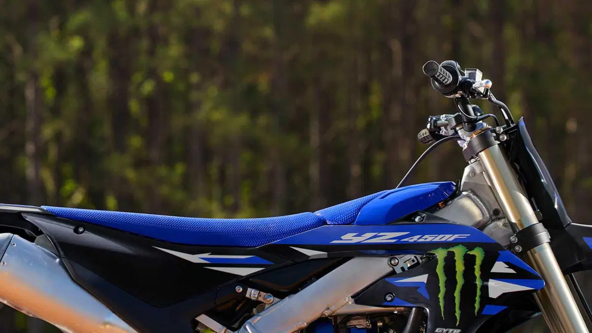 Yamaha YZ 450 F YZ 450 F Monster Energy Yamaha Racing Edition (2027) (10)