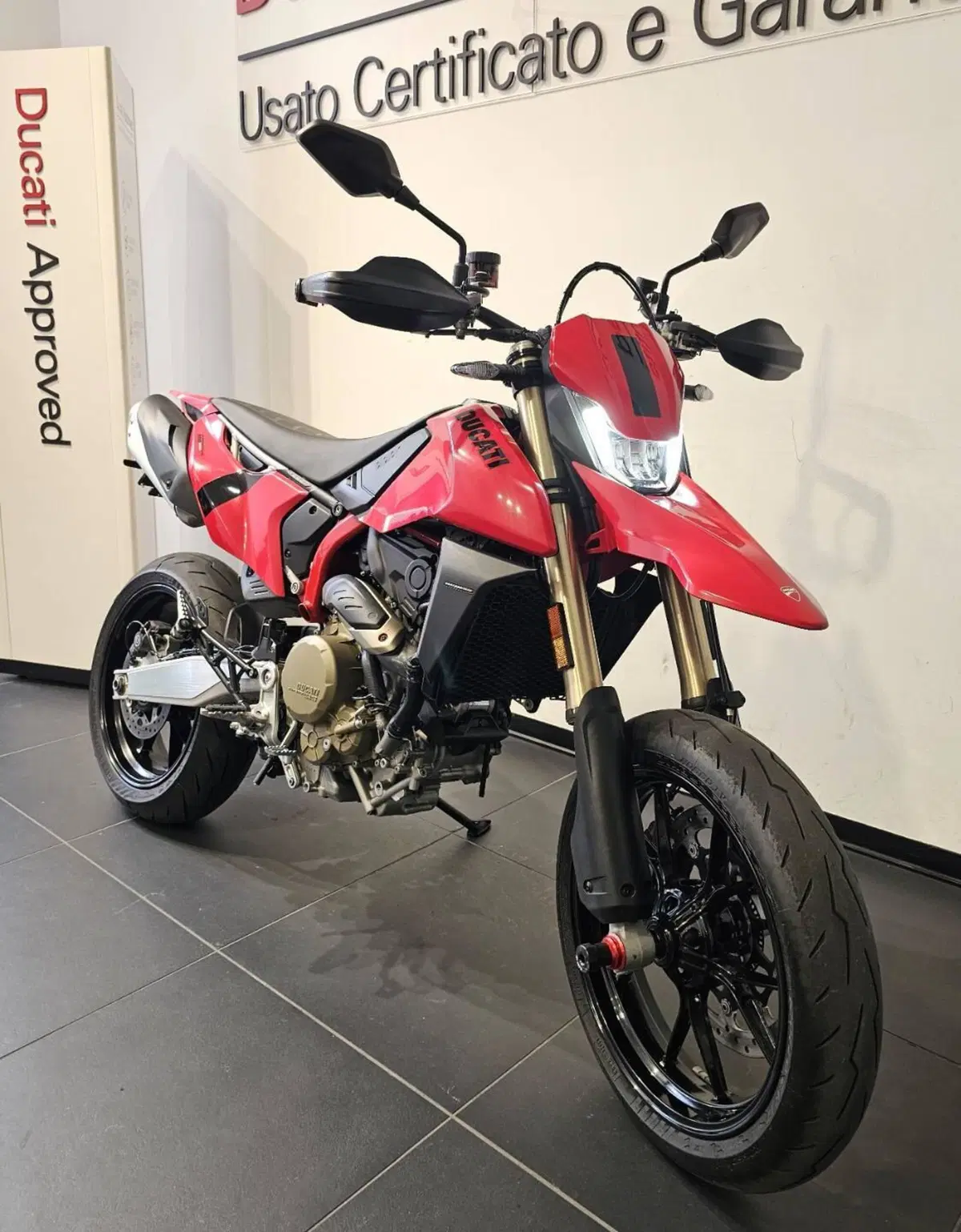 Ducati Hypermotard 698 Mono (2024 - 26) (3)