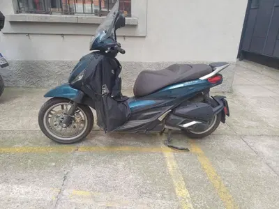 Piaggio Beverly 300 S ABS-ASR (2021 - 25) usata
