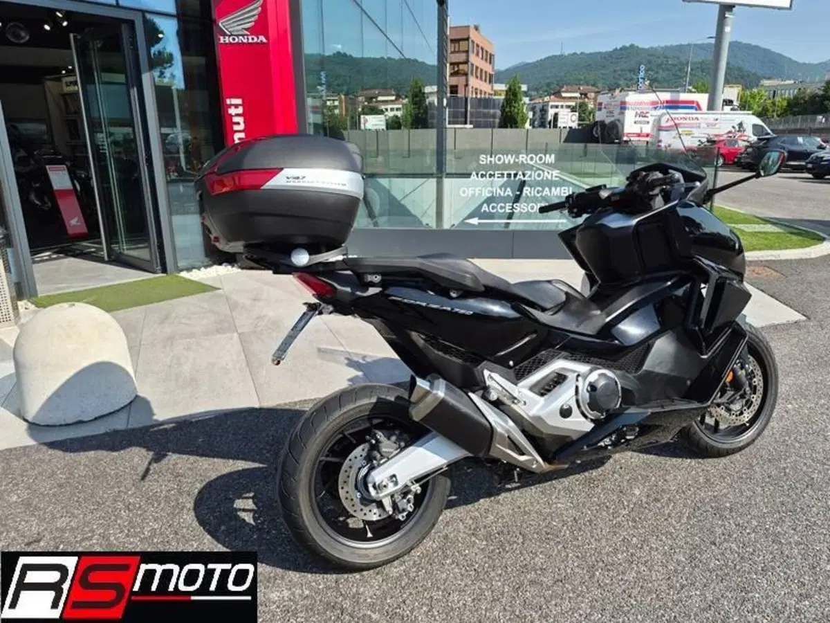Honda Forza 750 DCT (2021 - 24) (2)