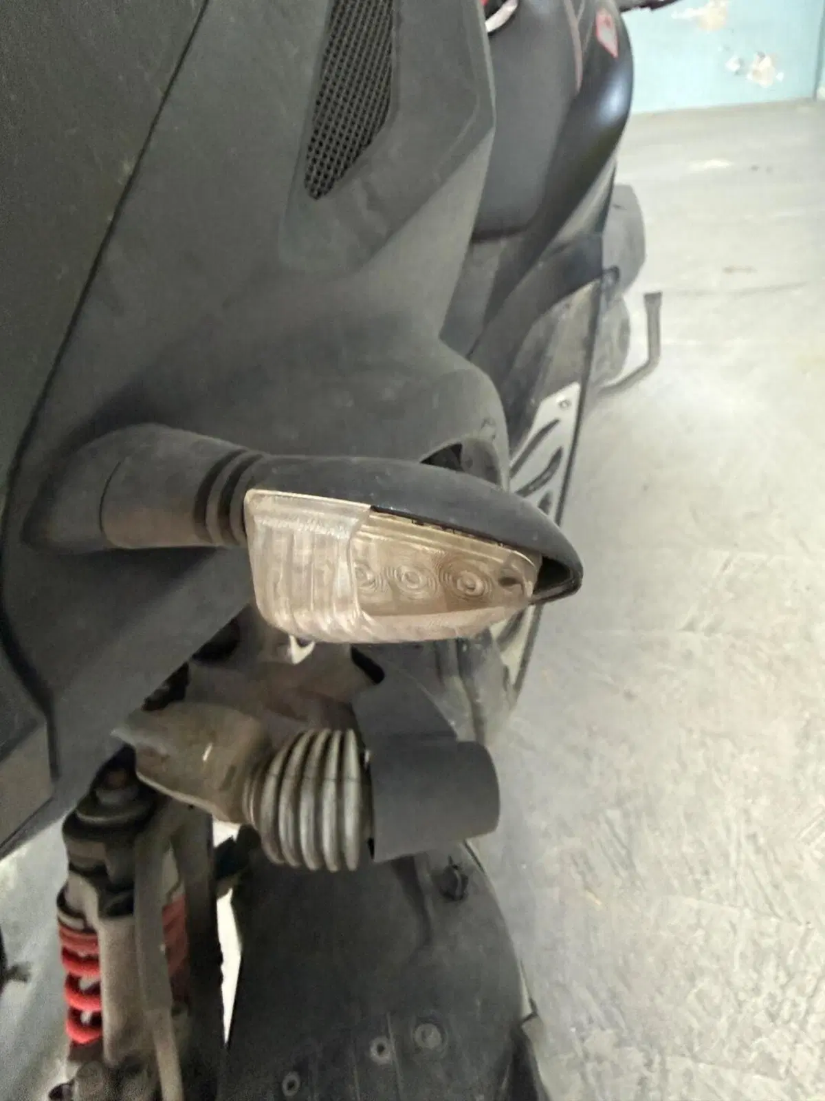 Piaggio Mp3 300 Hpe (2019 - 20) (6)