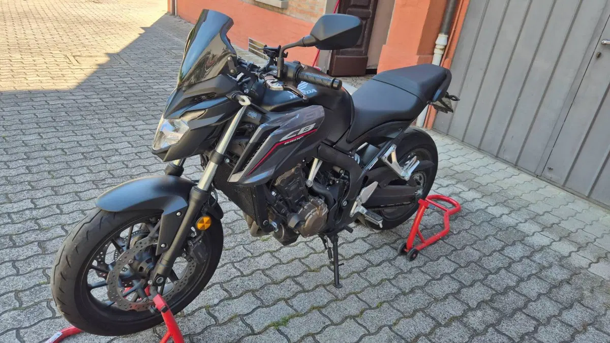 Honda CB 650 F (2017 - 18) (3)