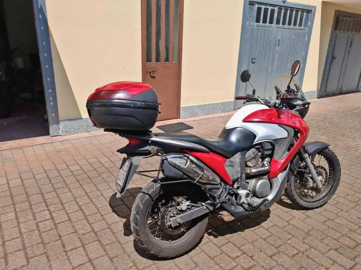 Honda Transalp XL 700 V (2007 - 2013) (2)