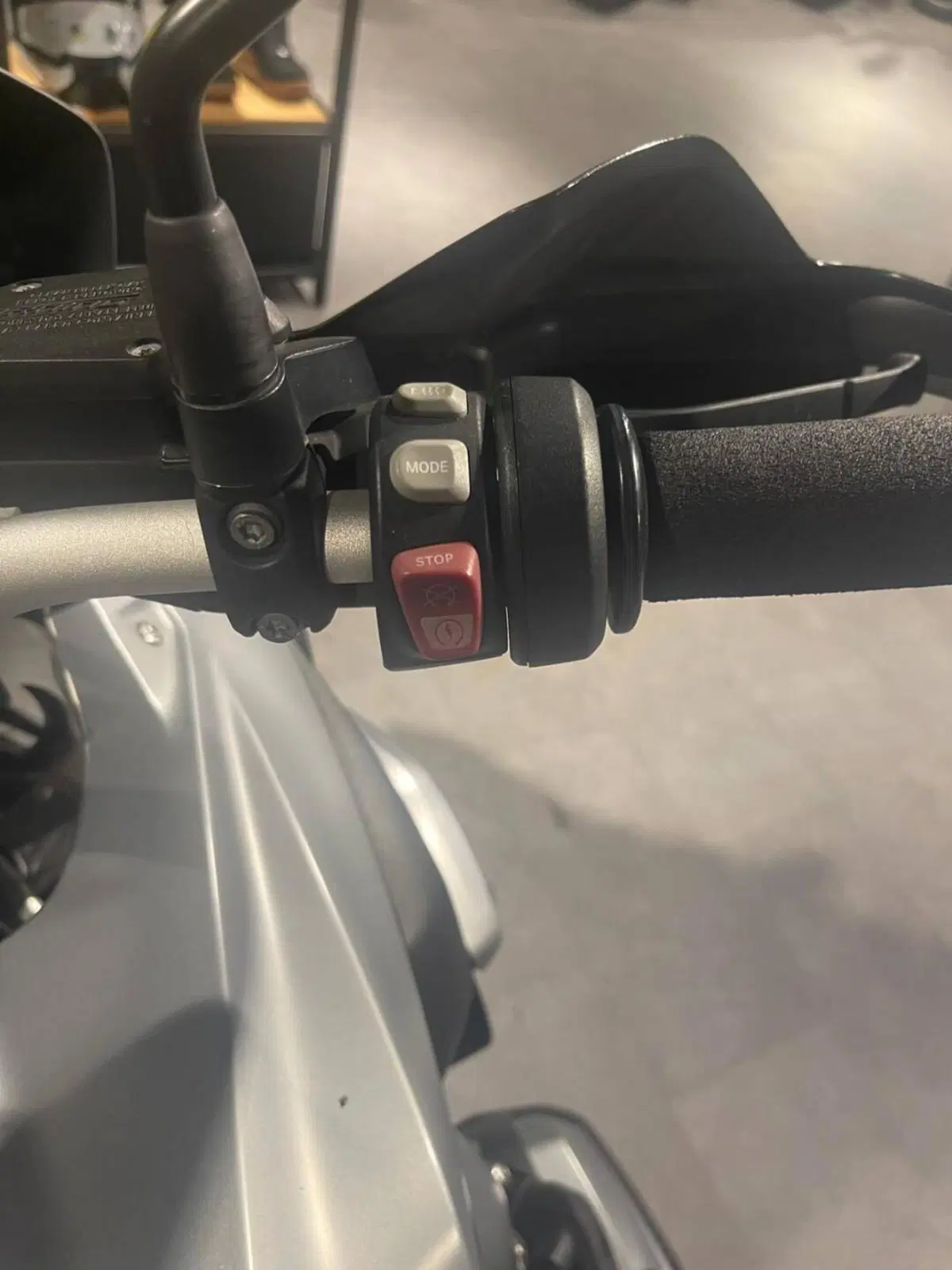 Bmw R 1200 GS (2017 - 18) (8)