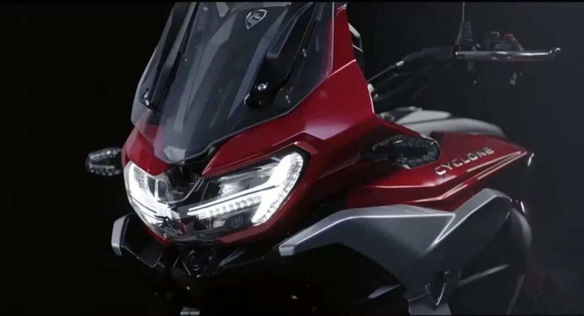 Cyclone RX650 (2025 - 26) (12)