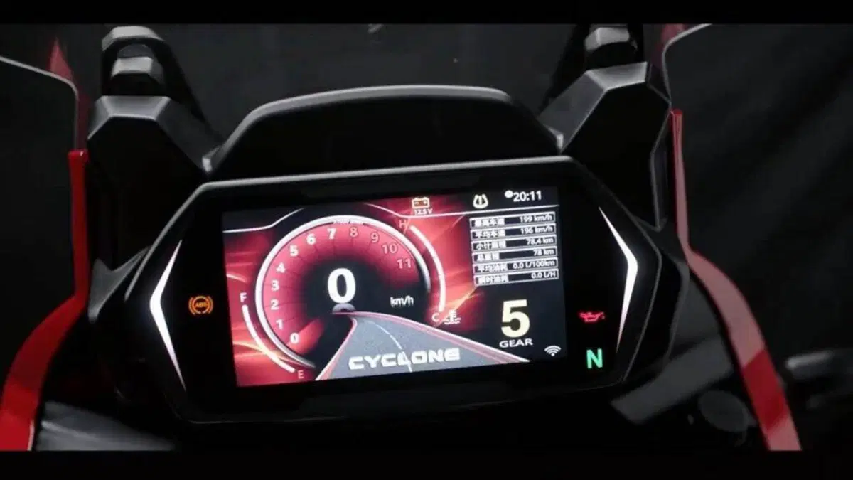 Cyclone RX650 (2025 - 26) (14)