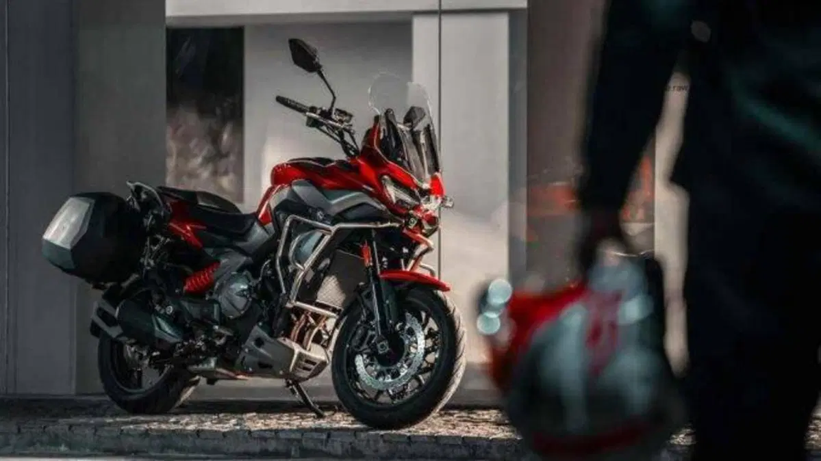 Cyclone RX650 (2025 - 26) (17)