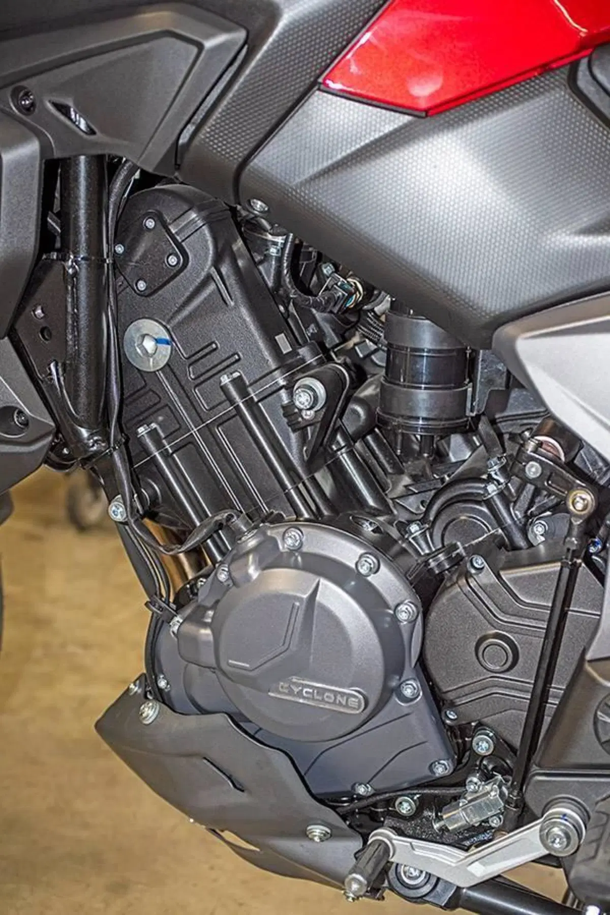 Cyclone RX650 (2025 - 26) (18)