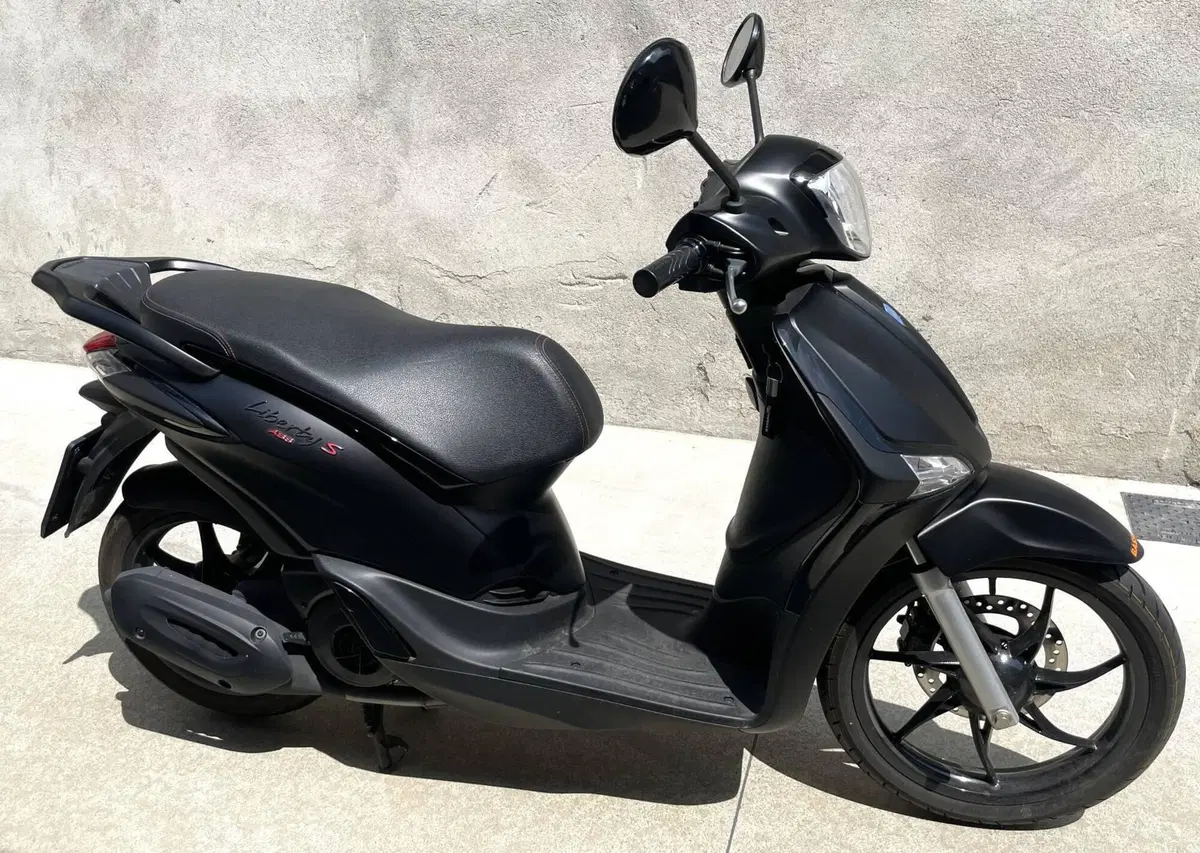 Piaggio Liberty 125 3V S ABS (2021 - 24) (3)