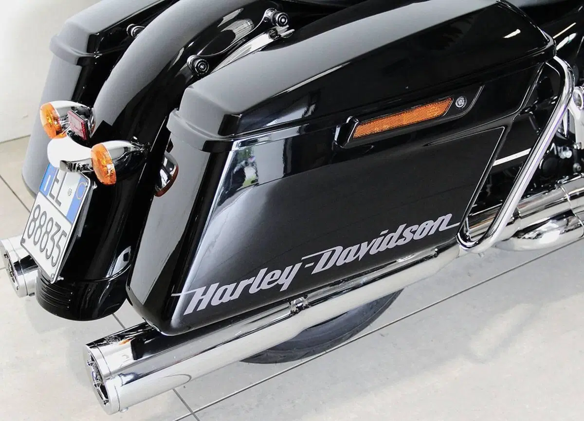 Harley-Davidson 107 Road Glide (2017) - FLTRX (3)