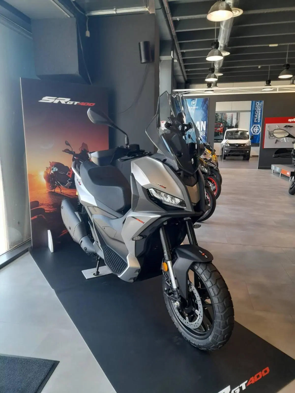 Aprilia SR GT 400 (2026) (2)