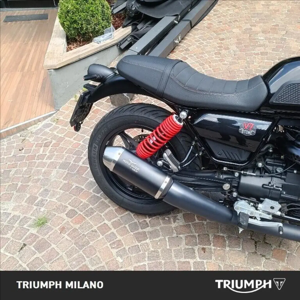 Moto Guzzi V7 850 Stone Special Abs (2021) (2)
