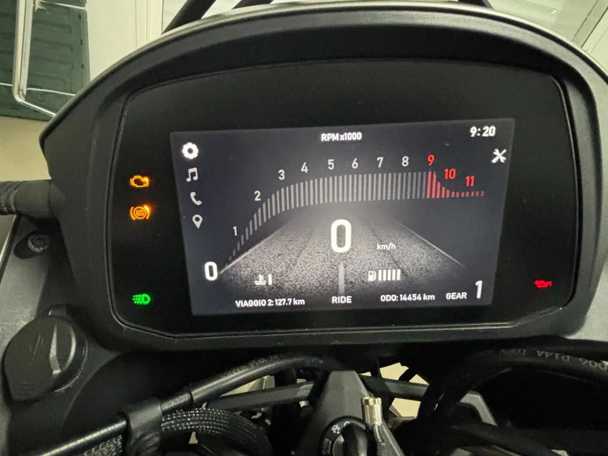 Moto Morini X-Cape 650 (2021 - 26) (8)