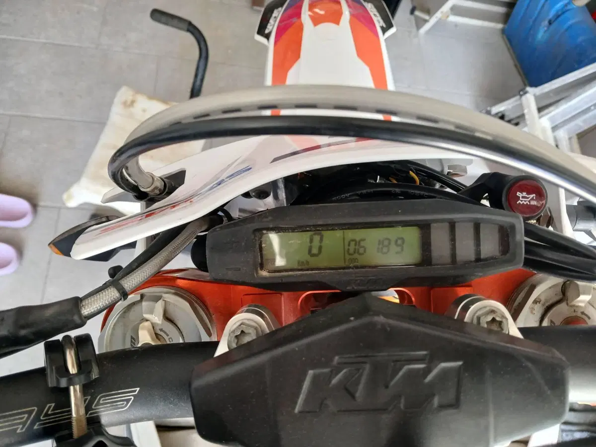 KTM 300 EXC TPI Six Days (2022) (6)