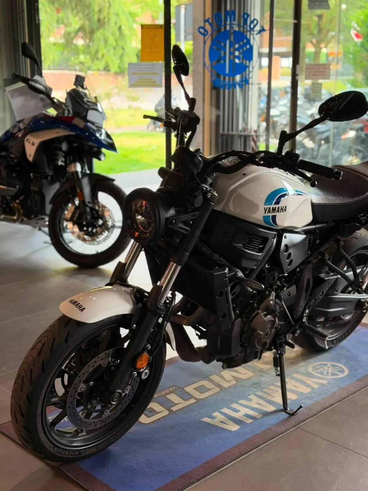 Yamaha XSR 700 (2022 - 26) (4)