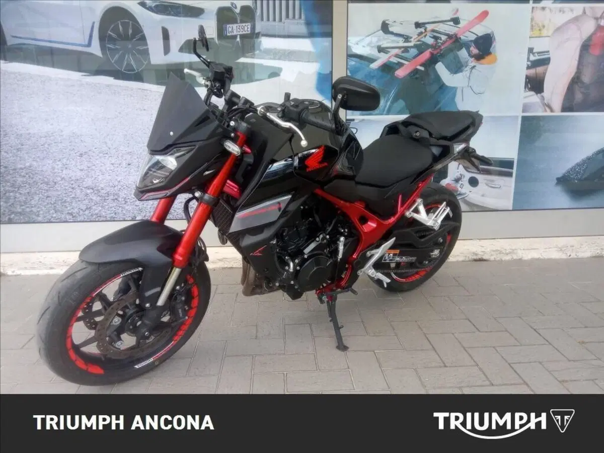Honda CB 750 Hornet (2023 - 24) (2)
