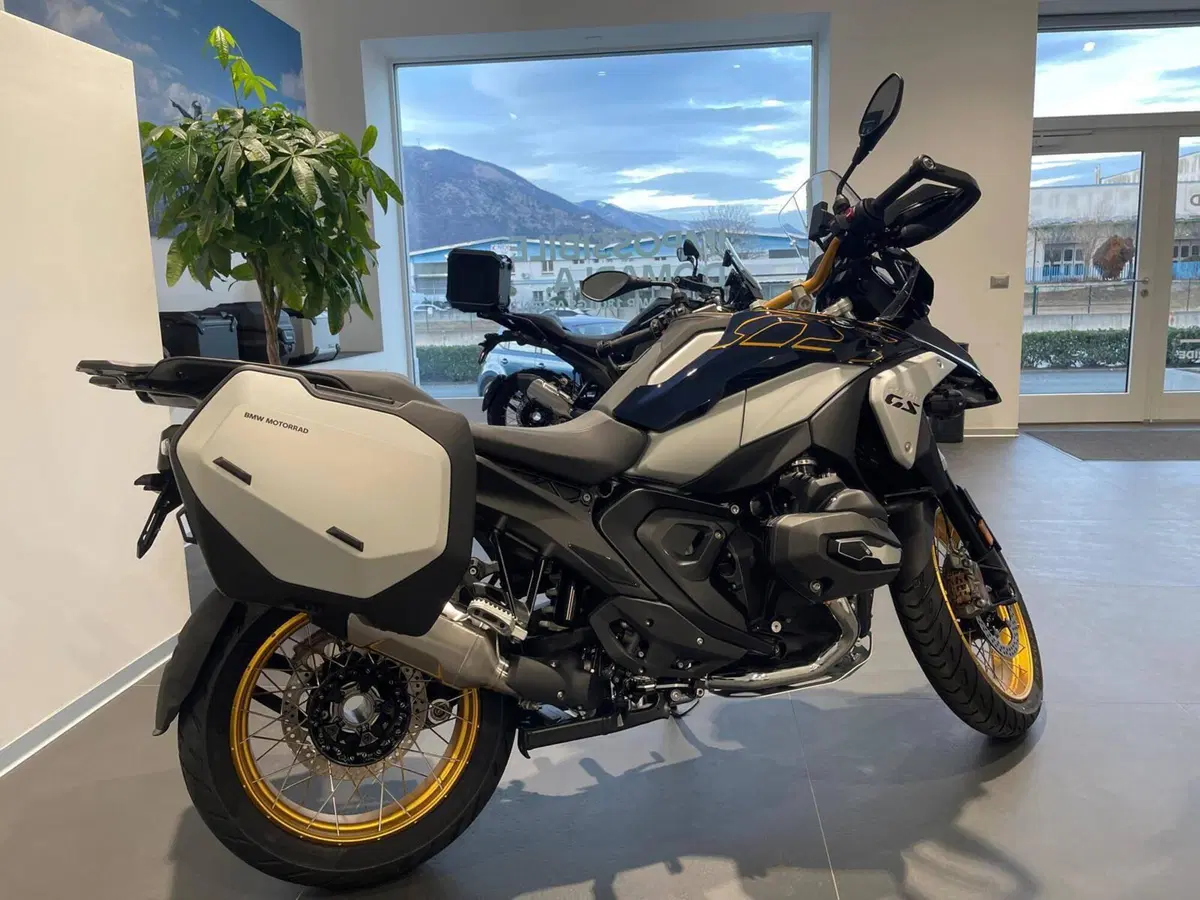Bmw R 1300 GS (2023 - 26) (2)