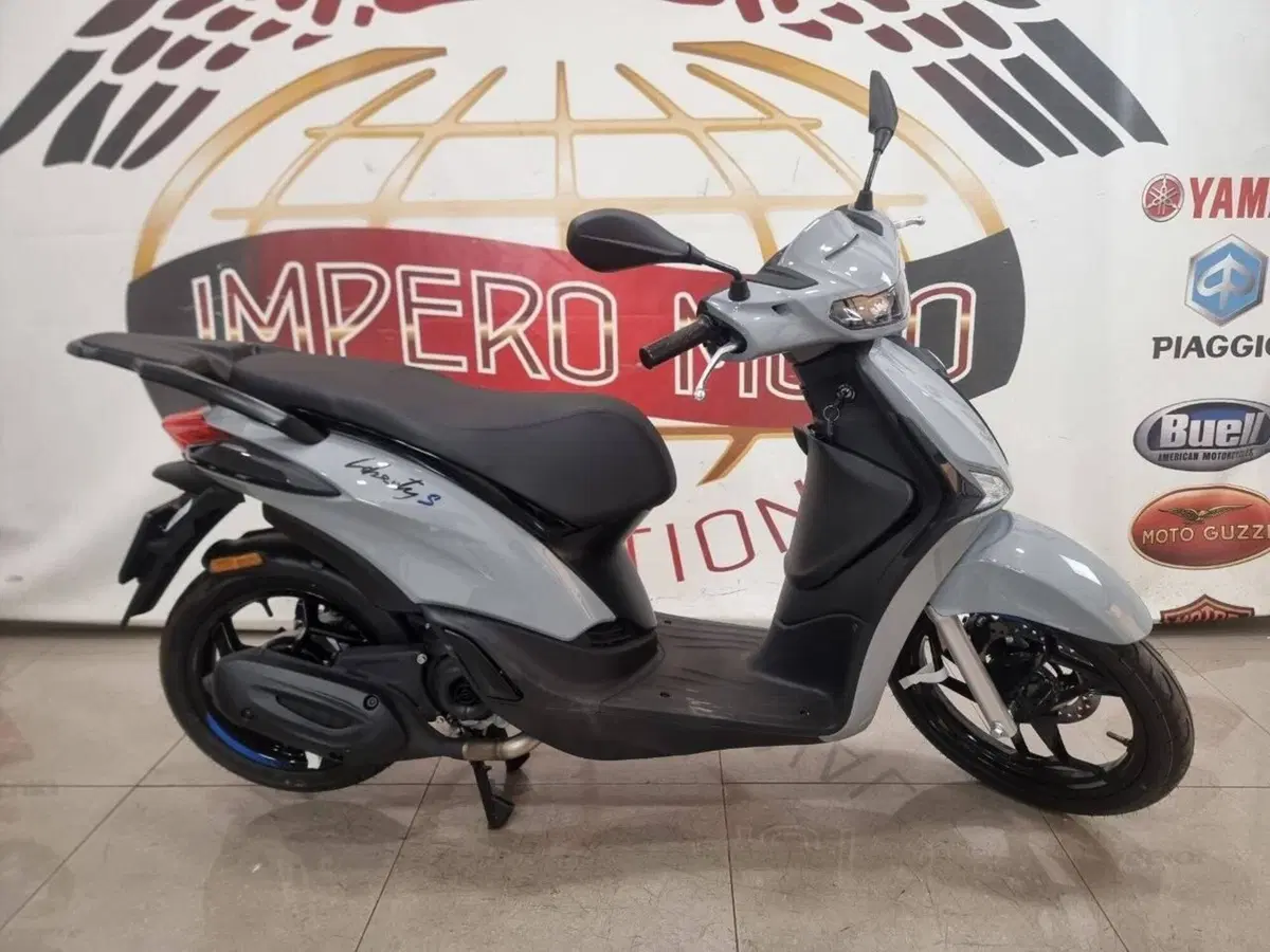 Piaggio Liberty 50 S RST (2025 - 26) (2)