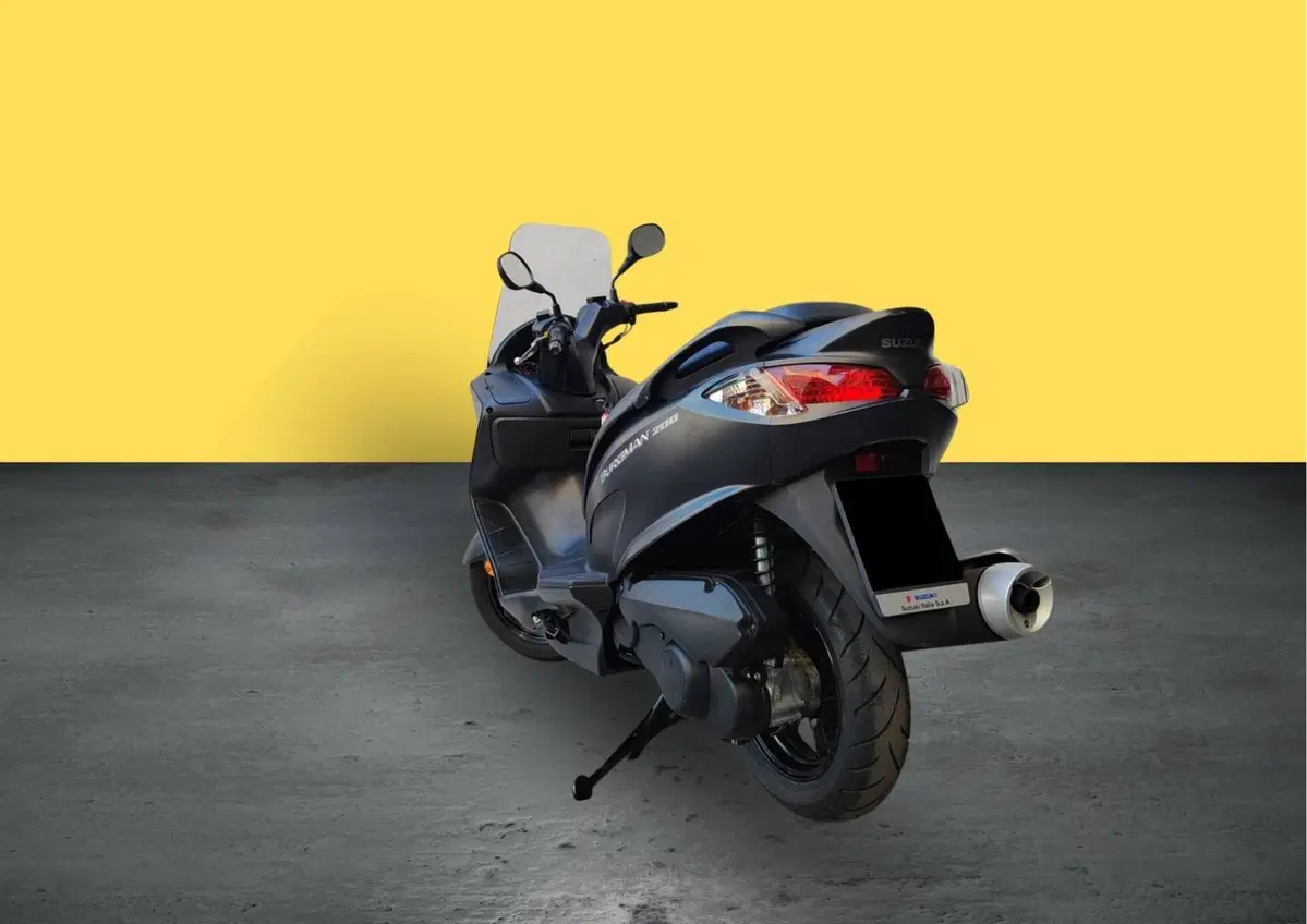 Suzuki Burgman UH 200 (2017 - 20) (4)