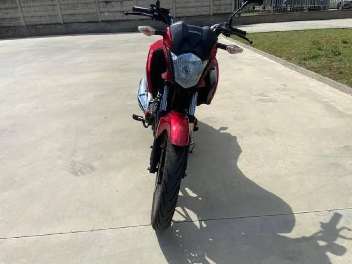 Honda CB 125 F (2015 - 16) (2)