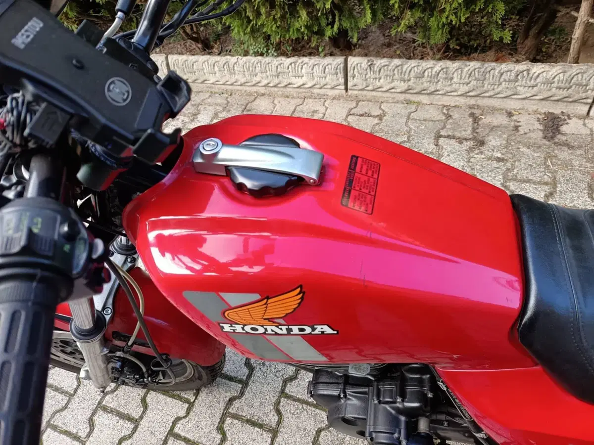 Honda FT500 (11)
