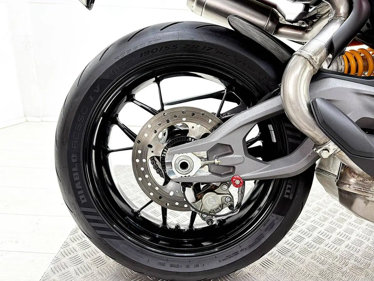 Ducati Panigale V2 S (2025 - 26) (6)