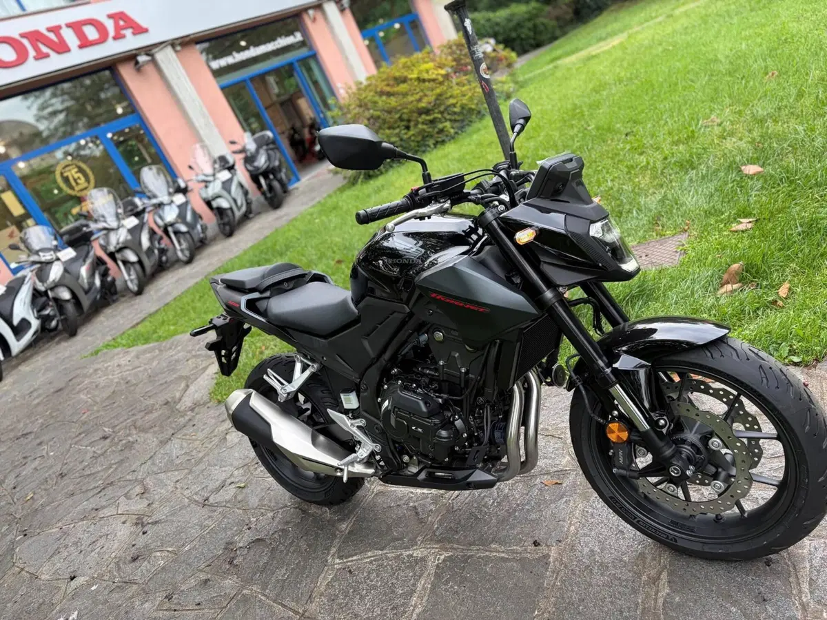 Honda CB 500 Hornet (2026) (4)