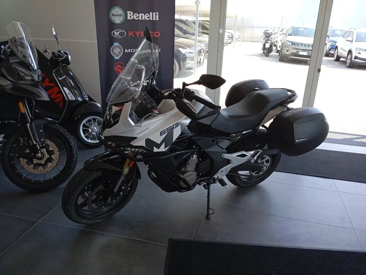 CFMOTO 650MT (2021 - 24) (2)