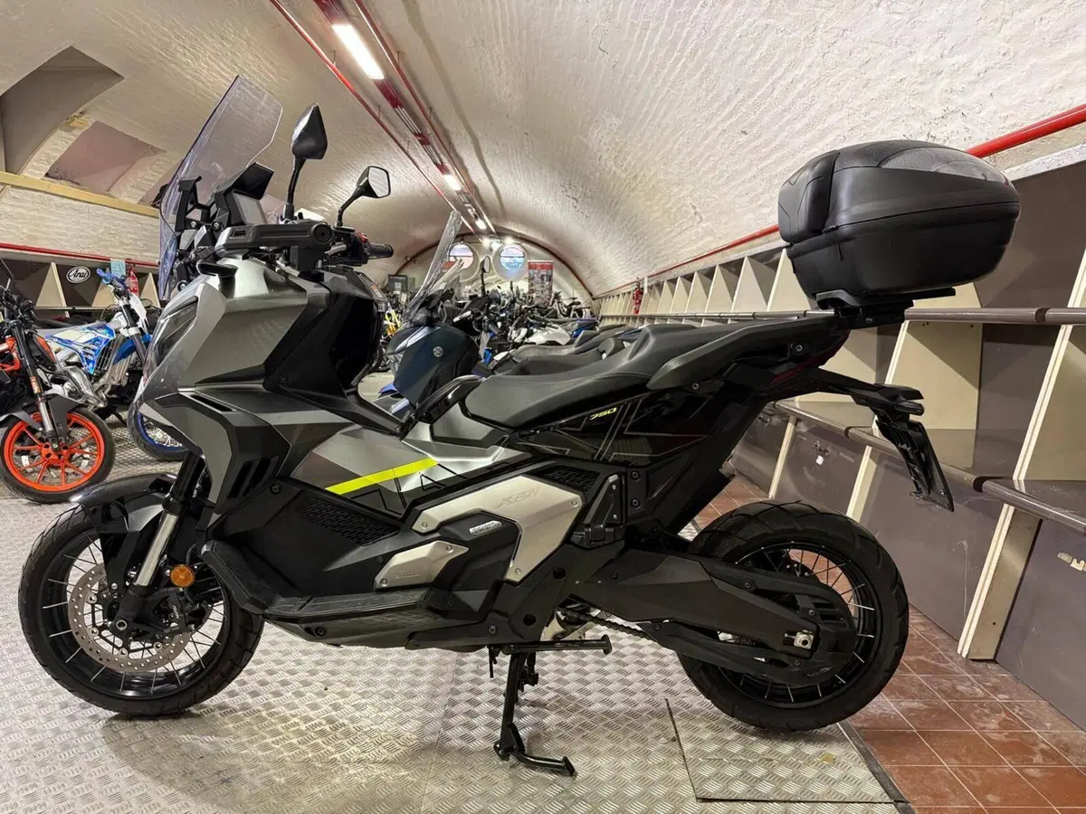 Honda X-ADV 750 DCT (2021 - 24) (3)