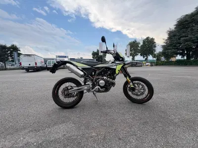 Fantic Motor Motard 125 Performance 4t (2020) usata
