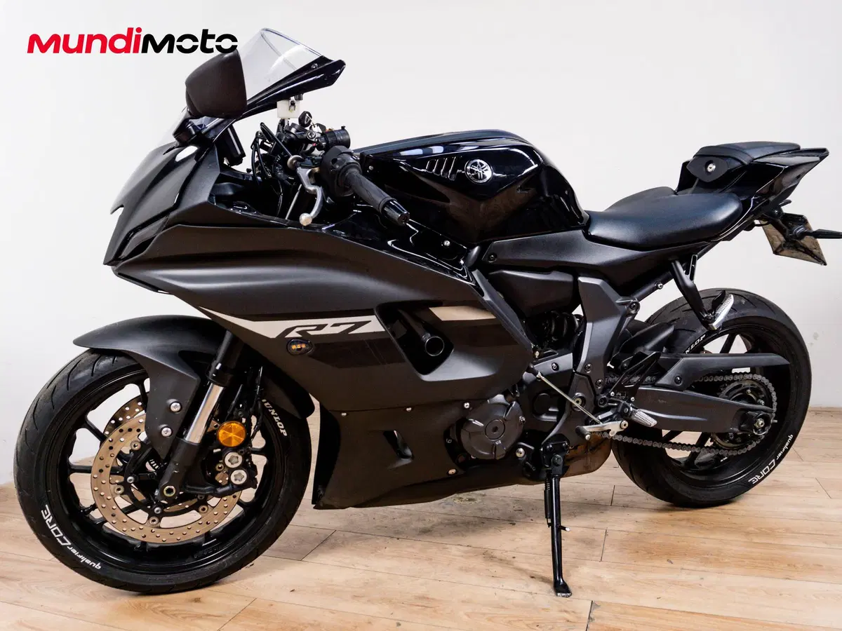 Yamaha YZF R7 (2021 - 25) (6)