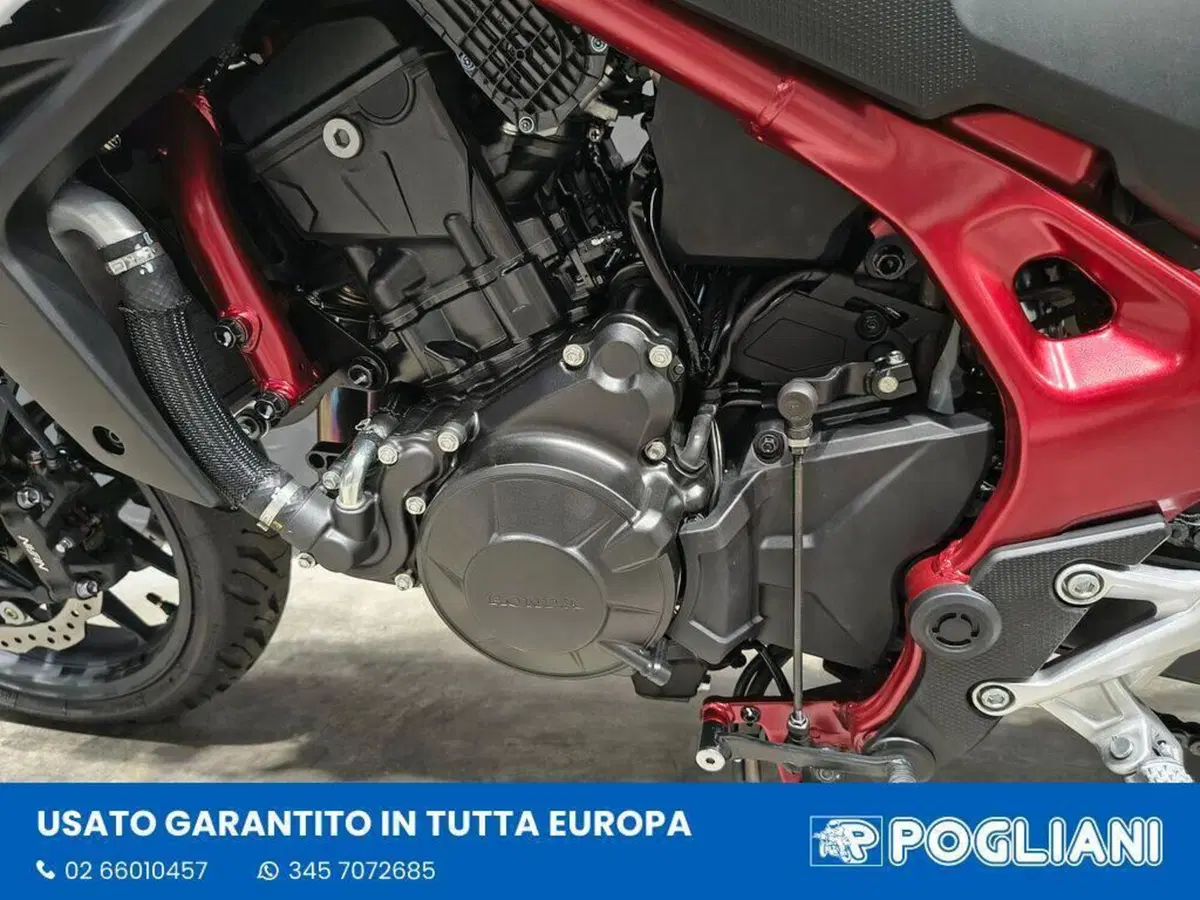 Honda CB 750 Hornet (2026) (11)