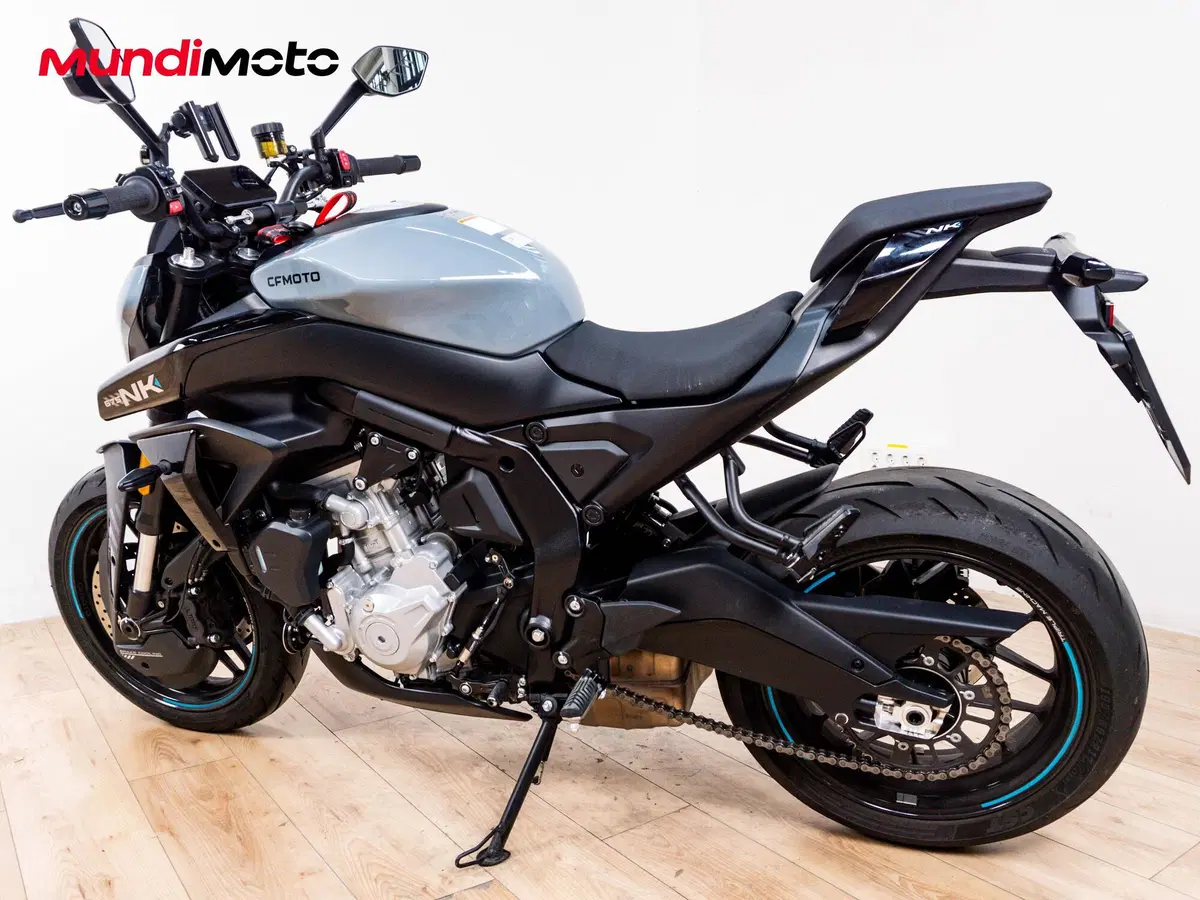 CFMOTO 675NK (2025 - 26) (7)