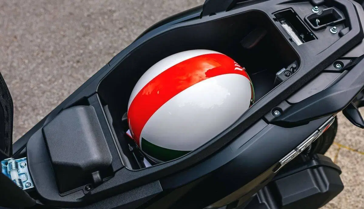 Cyclone RT1 (2025 - 26) (8)
