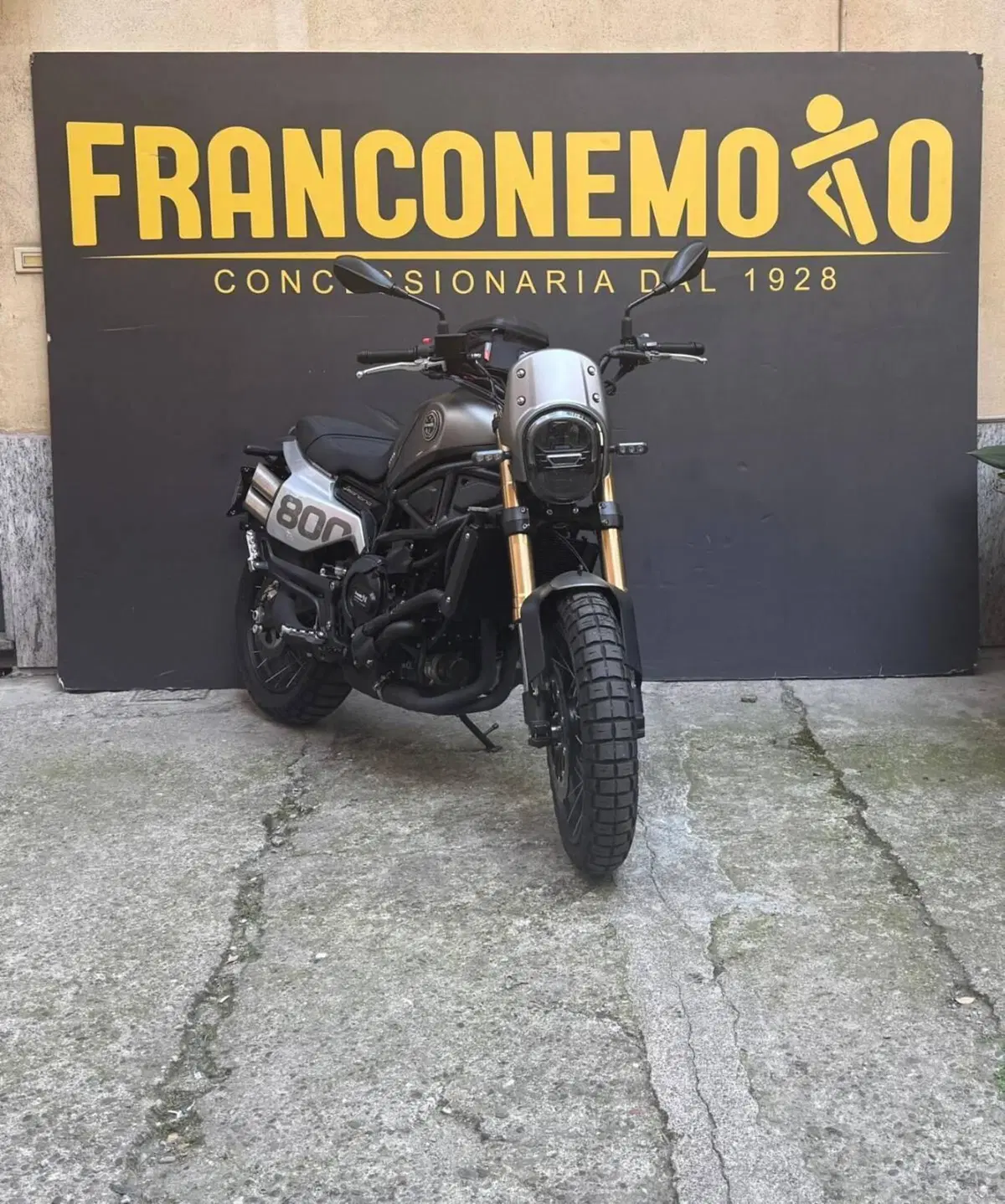 Benelli Leoncino 800 Trail (2022 - 26)