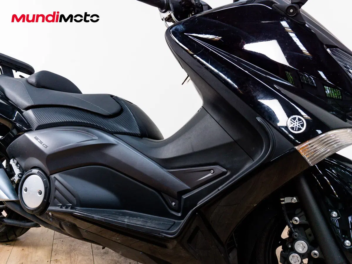Yamaha T-Max 530 Black Max (2012 - 14) (4)