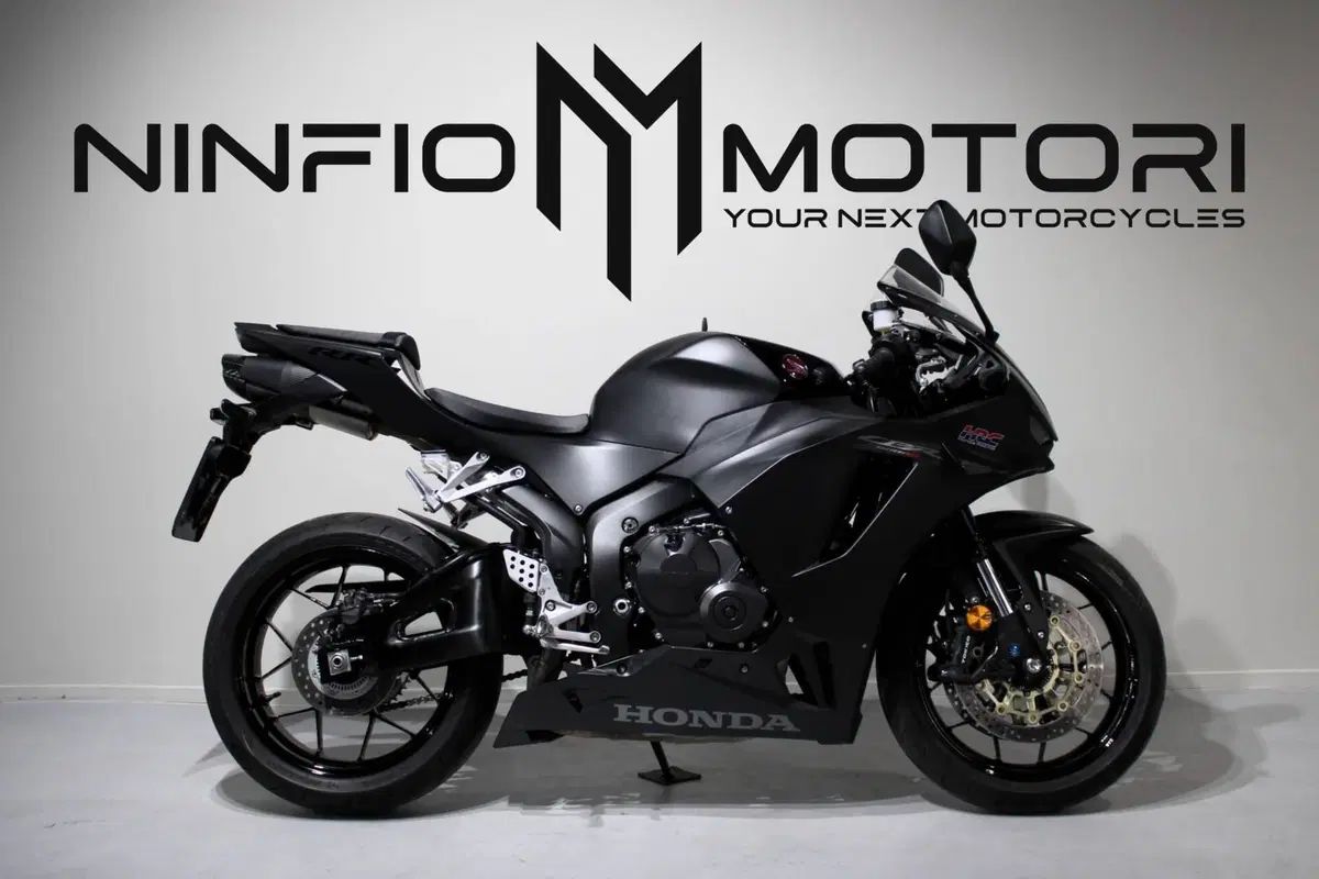 Honda CBR 600 RR (2024 - 26)