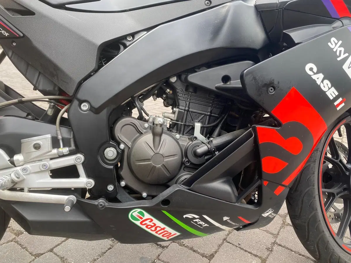 Aprilia RS 125 GP Replica (2021 - 24) (6)
