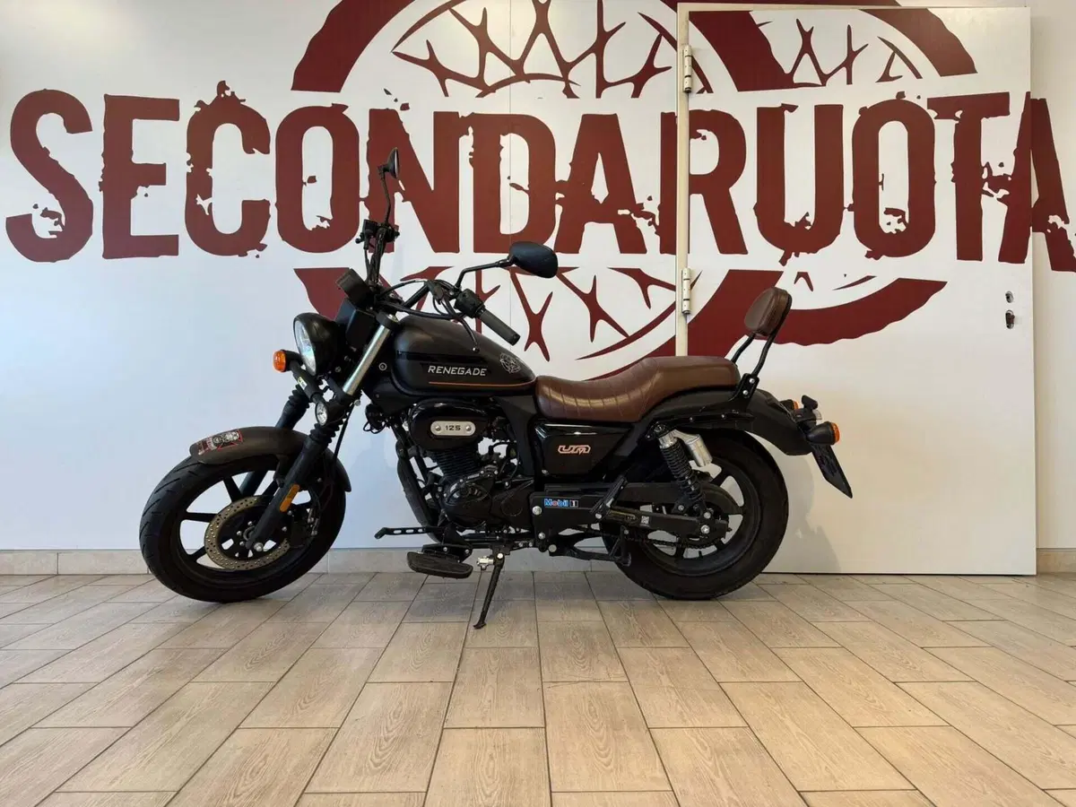 Um Italia Renegade Sport 125 (2023 - 26) (4)