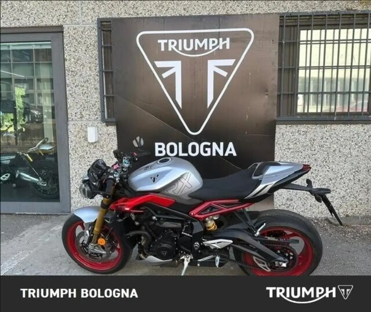 Triumph Street Triple 765 RX (2026)