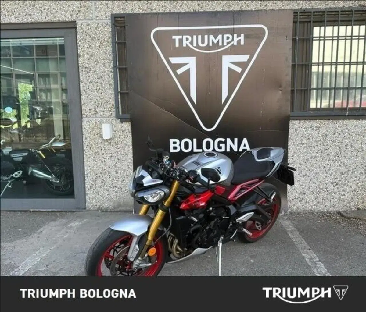 Triumph Street Triple 765 RX (2026) (5)