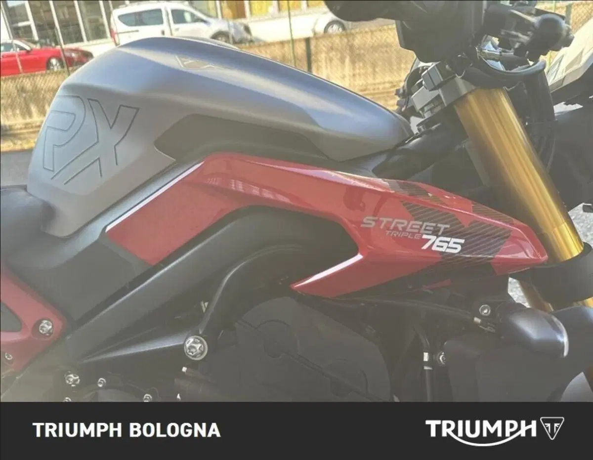 Triumph Street Triple 765 RX (2026) (10)
